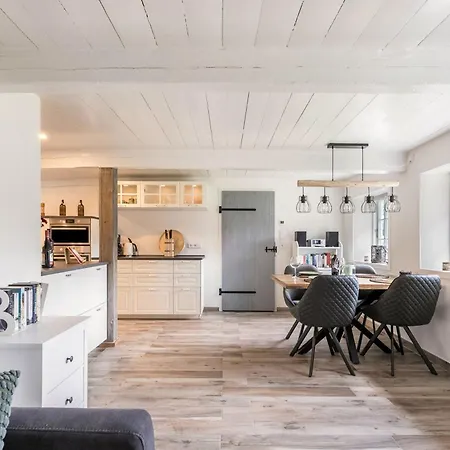 Holiday home Luis- Hus
